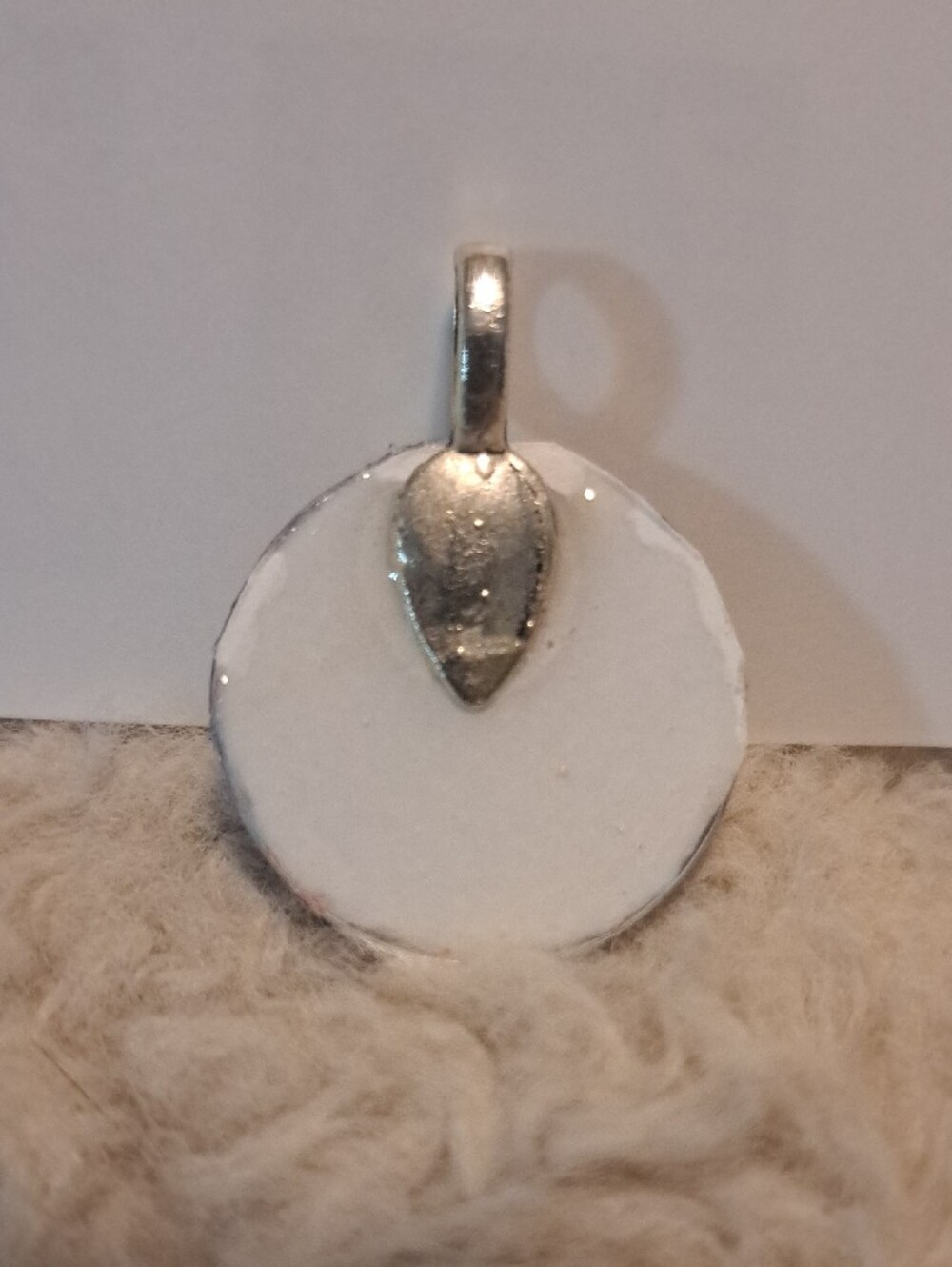 Hand Crafted Boho Peace Sign Glass Tile Pendant in Multicolor - Picture 2 of 3